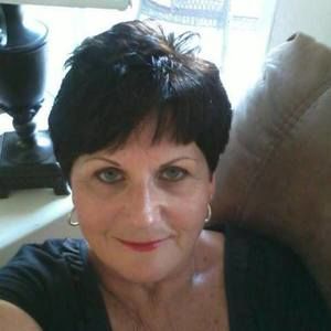 Meet your Posher, Leslie